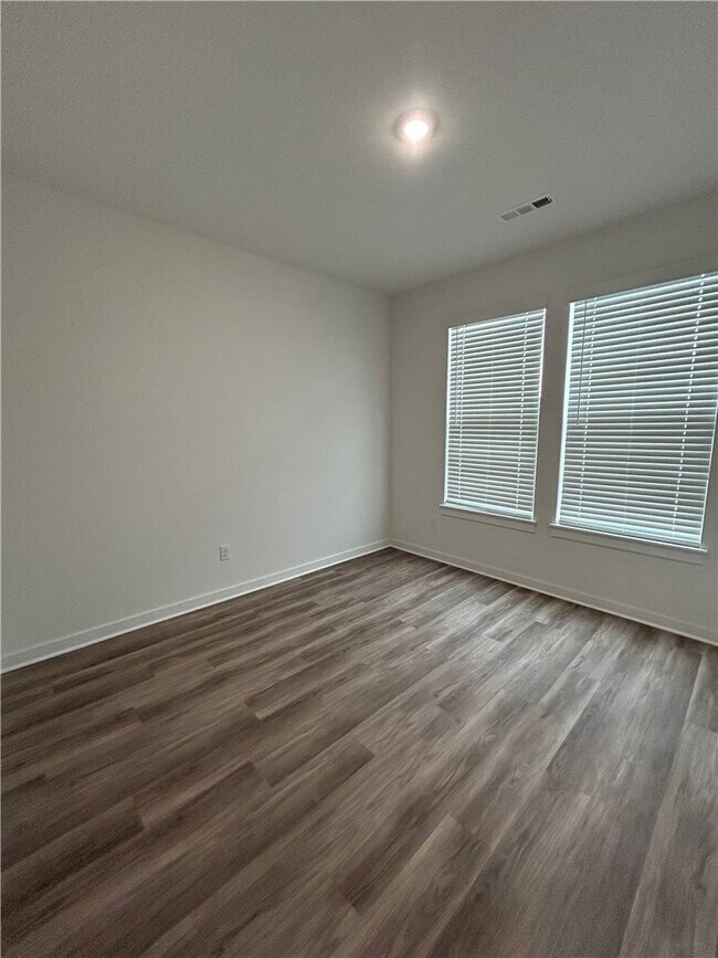 Foto del edificio - 7001 E Sugarloaf St