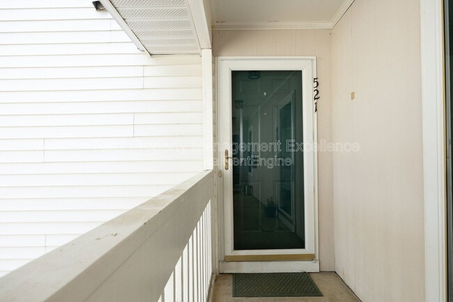Building Photo - 521 Renshaw Ct