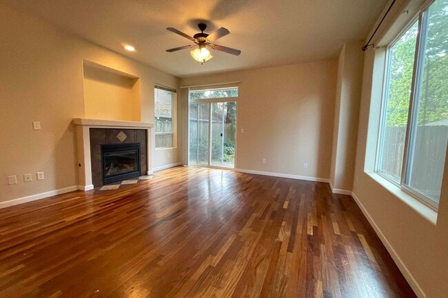 Building Photo - Lovely Concordia Home with Washer/Dryer, A...