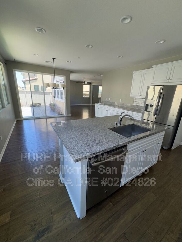 Building Photo - 1076 Rolling Dunes Wy