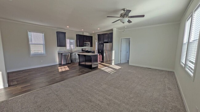 Building Photo - 6656 Pentz Rd