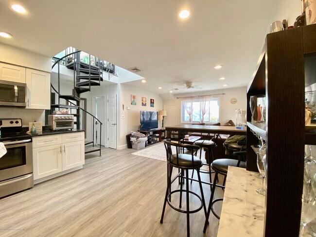 Foto del edificio - 316 Sixth Ave