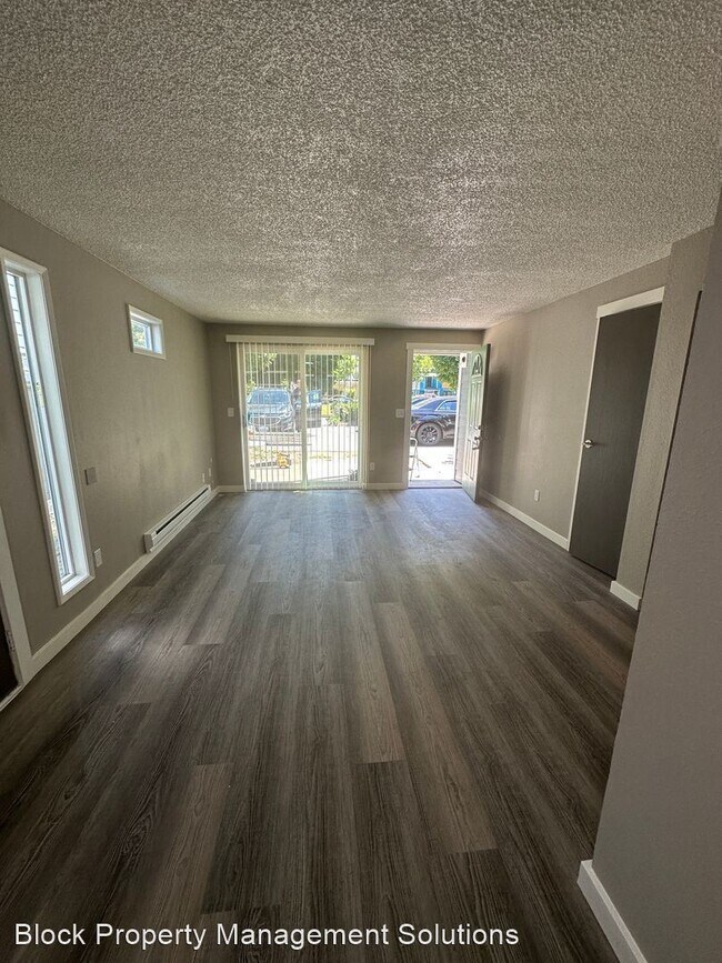 Building Photo - 1 br, 1 bath House - 519 Burnett Ave S # 1