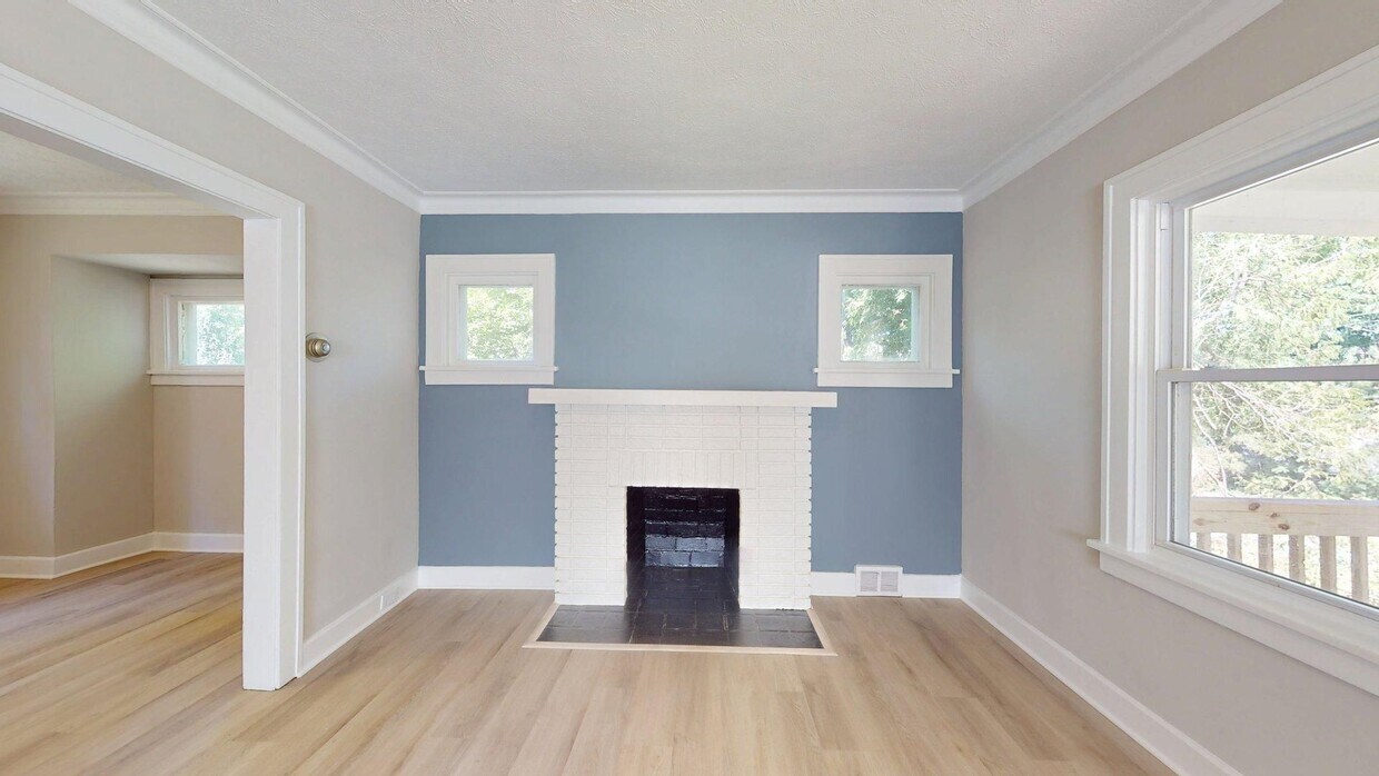 Foto principal - South Euclid Beauty - 3 bedroom Single Fam...