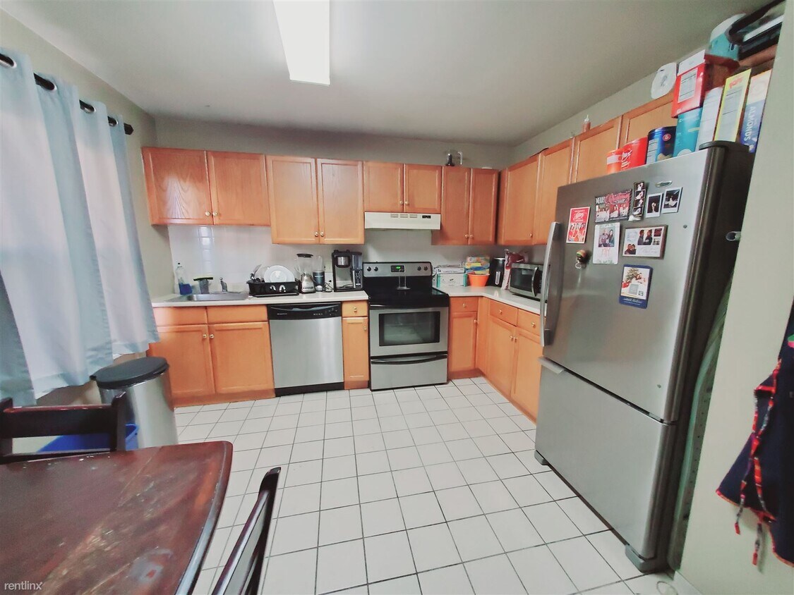 Foto principal - 1 br, 1 bath Condo - 100 Myrtle Ave