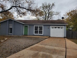 Building Photo - 807 Fernwood Cove