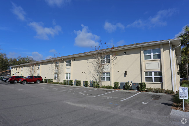 Building Photo - Mariposa Apartments