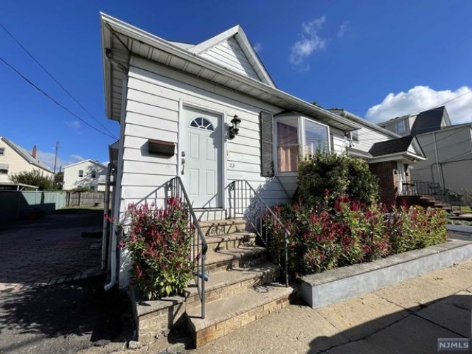 23 Lizette St Unit 2nd fl., Garfield, NJ 07026 Apartment for Rent in