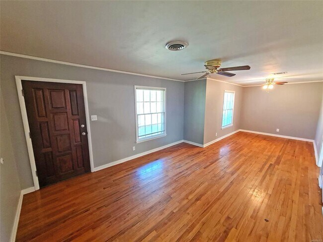 Foto del edificio - 959 Green Ridge Ct