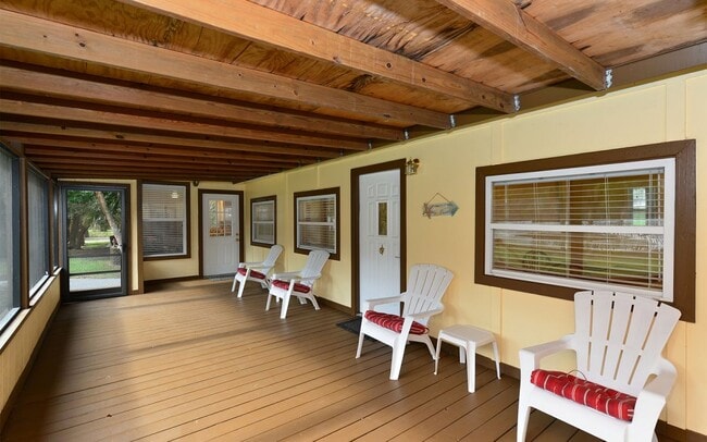 Building Photo - 8260 Ibis St