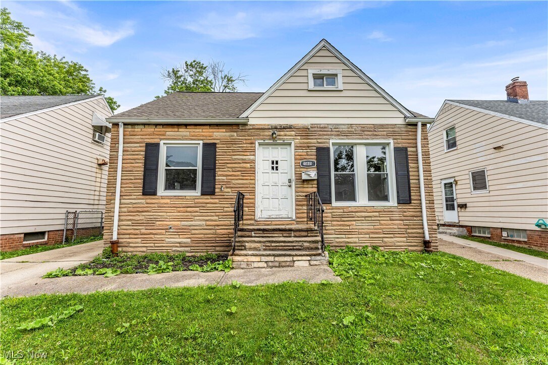 Foto principal - 15605 Benhoff Dr