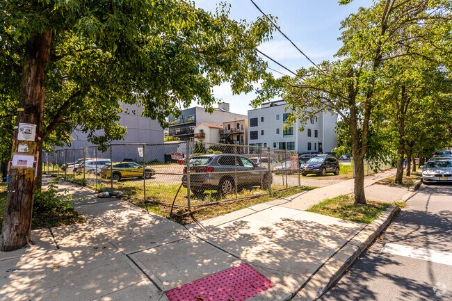 Foto del edificio - One Jones Park