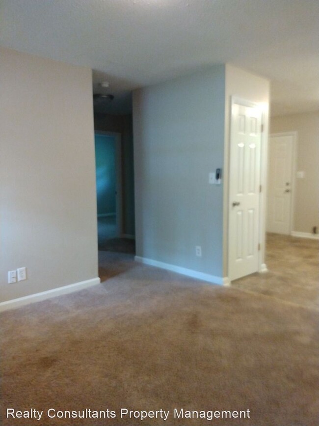 Building Photo - 2 br, 1 bath House - 2233 Delta Place