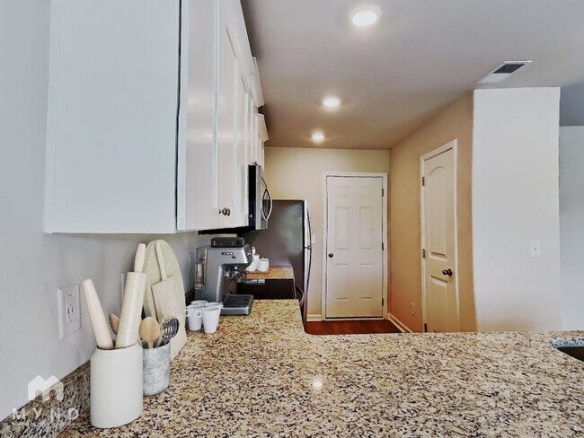 Foto del edificio - 95 Taverners Ln