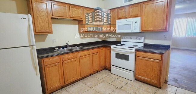 Building Photo - One Month Free! Your Ideal 2 Bed 2 Bath Ho...
