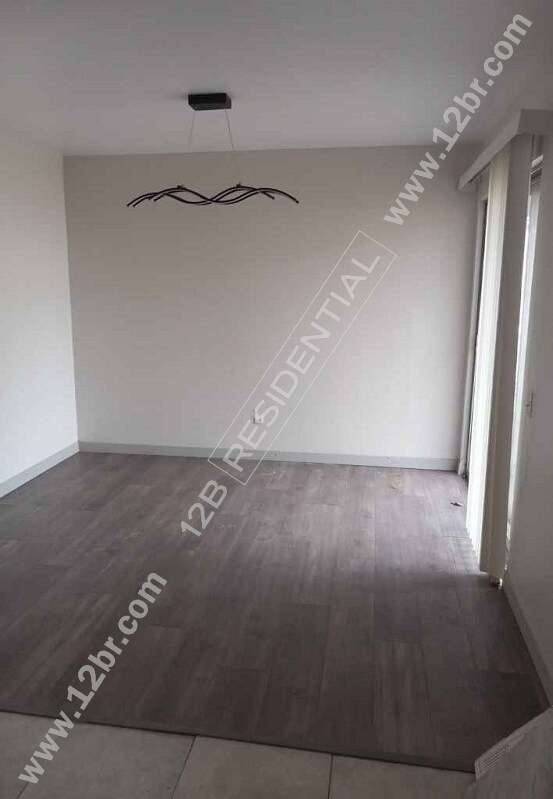 Foto del edificio - 4-Bedroom Home with Basement
