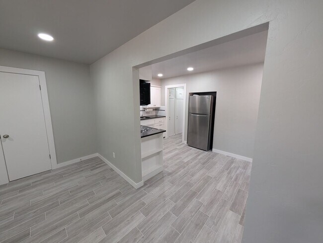 Foto del edificio - Remodeled luxury 1 bedroom, 1 bath house i...