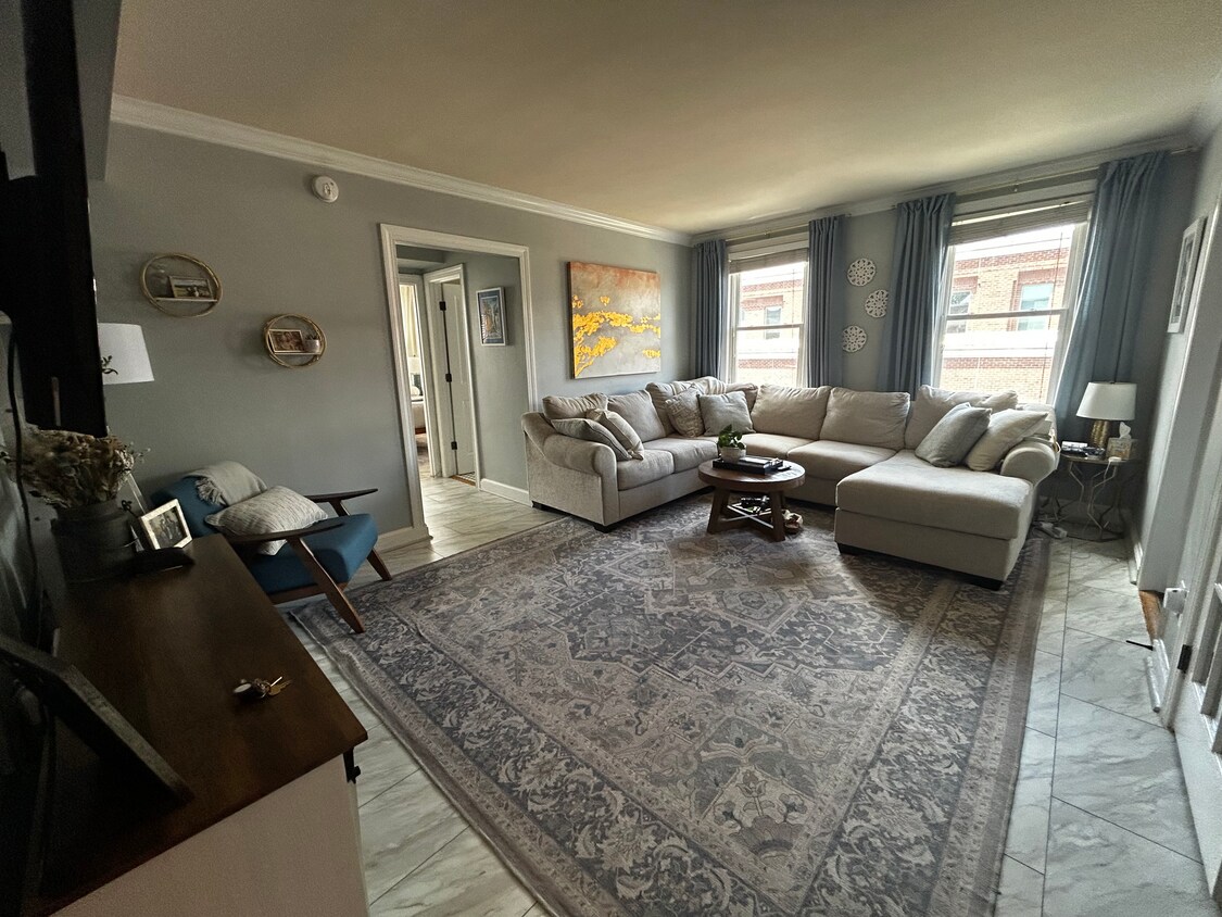 Foto principal - 719 S Saint Asaph St