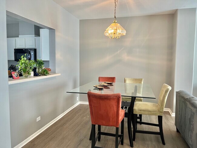 Foto del edificio - 3367 Ravinia Cir