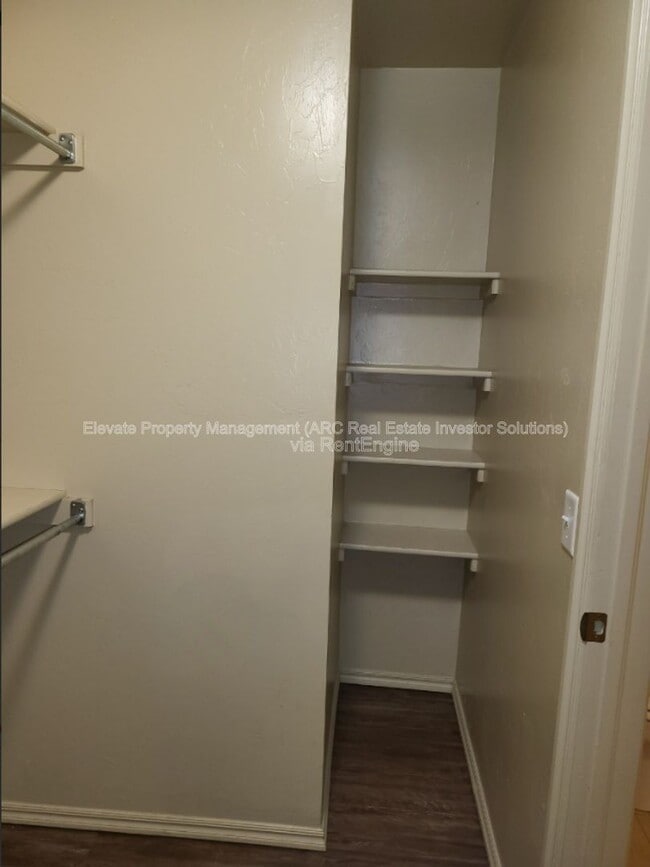 Photo - 921 Prairie Wind Way Townhome