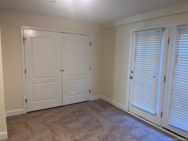 Foto del edificio - 384 W Montauk Hwy