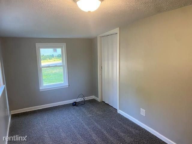 Building Photo - 3 br, 1 bath House - 3144 W Washington St