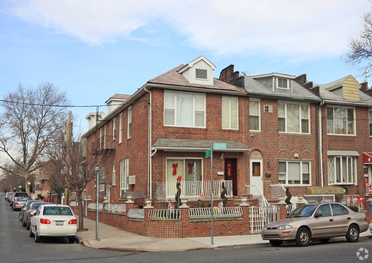 Primary Photo - 7324 12th Ave