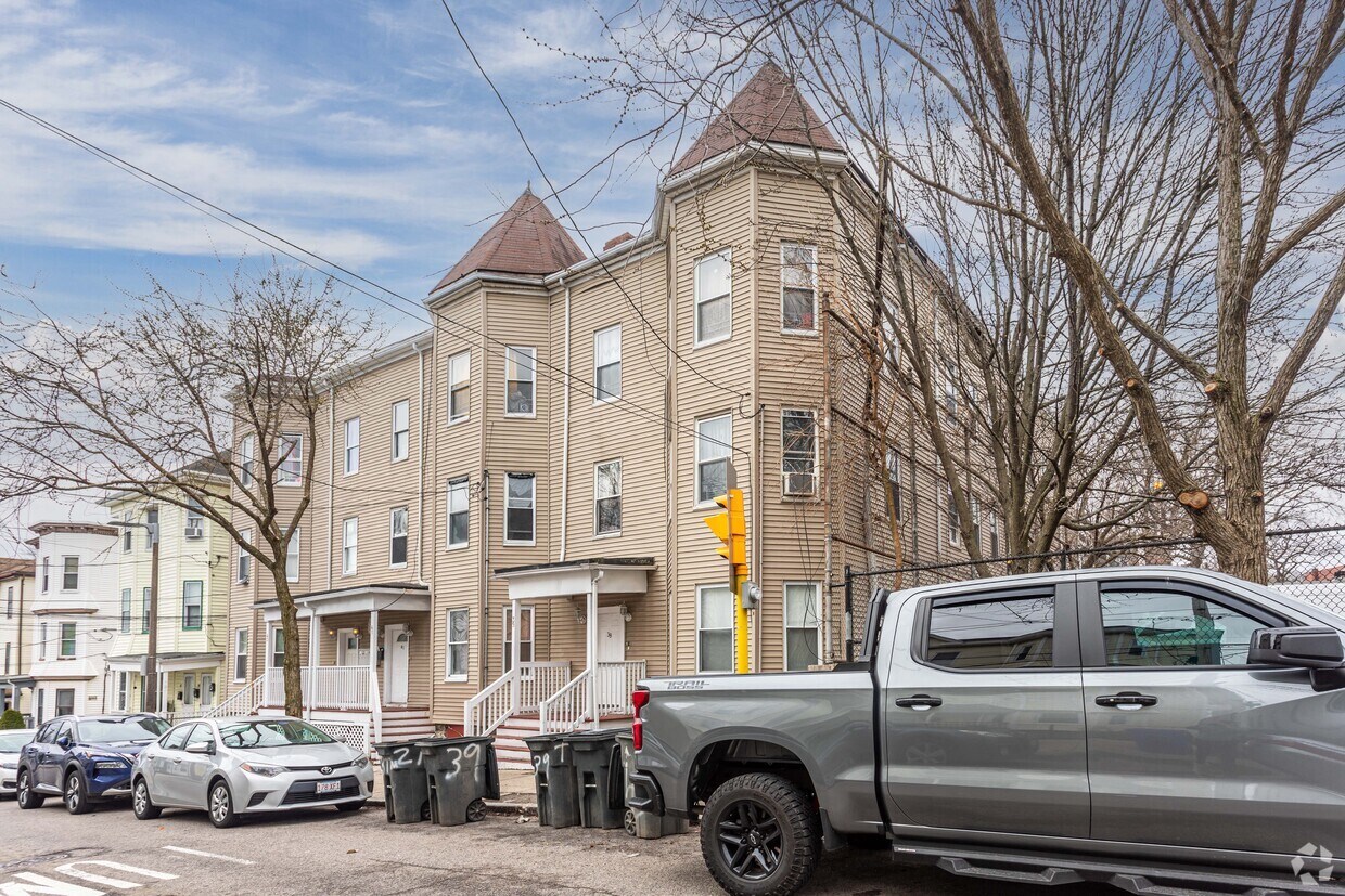 Building Photo - 39-43 Mozart St