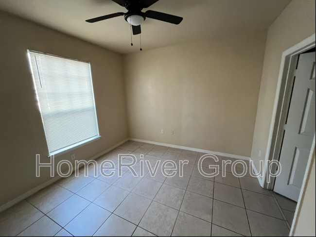 Foto del edificio - 3700 Castle Pines Ln