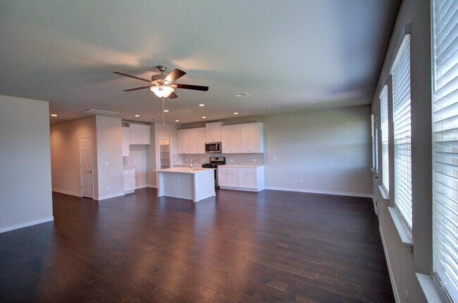 Building Photo - 3817 Soft Shore Ln