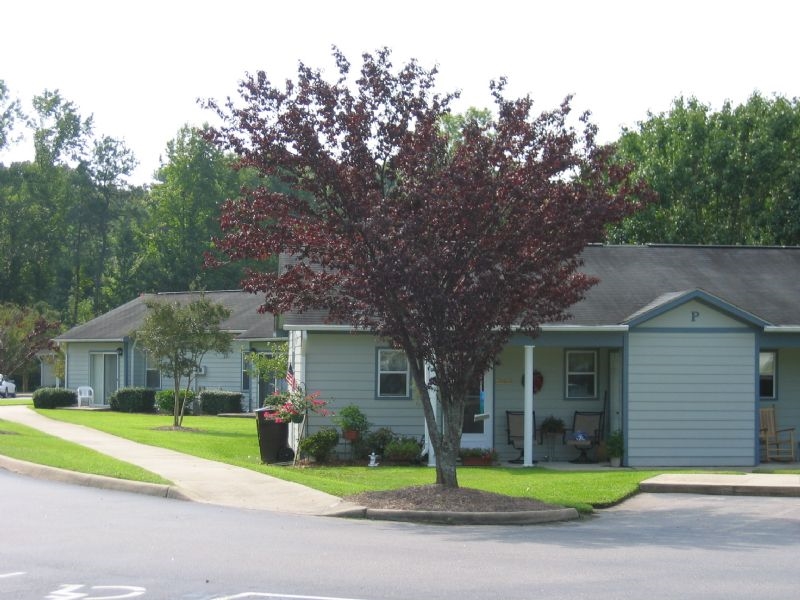 Primary Photo - Hunters Park Apartments