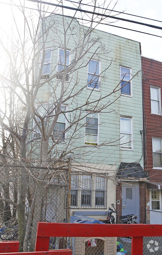 Primary Photo - 3707 12th Ave