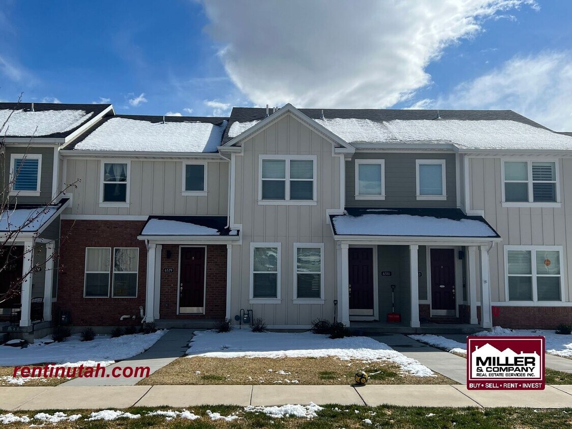 Beautiful Townhouse For Rent!! Townhome Rentals in West Jordan UT