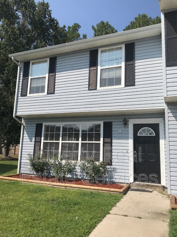 Building Photo - 1100 Pineland Ave