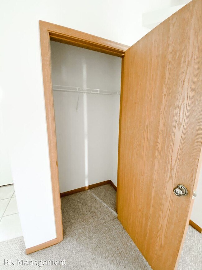 Foto del edificio - 2 br, 2 bath House - 2367 Edison Drive