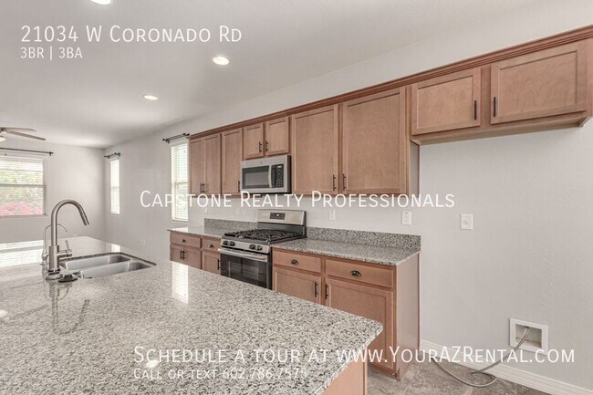 Foto del edificio - 21034 W Coronado Rd