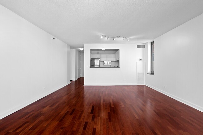 Foto del edificio - 3660 N Lake Shore Dr