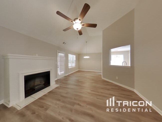 Foto del edificio - 333 Summit Lane Riverdale GA