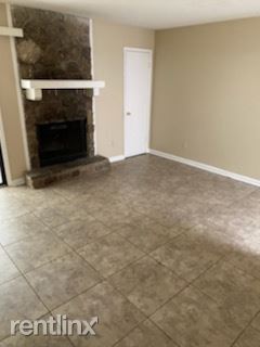Foto del edificio - 6369 Holcomb Way