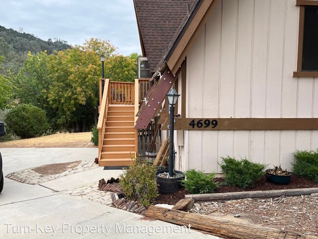 Building Photo - 2 br, 3 bath House - 4699 Silver Saddle Ln.