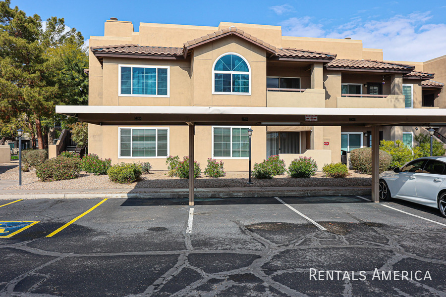 Primary Photo - Beautiful Scottsdale Condo