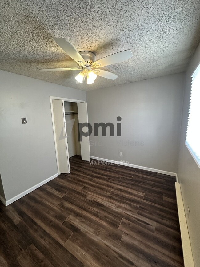 Building Photo - 24 W Buchanan Ave