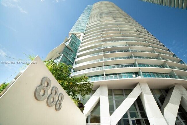 Foto del edificio - 888 Biscayne Blvd