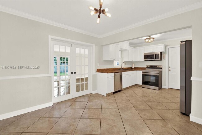 Foto del edificio - 9312 SW 182nd St