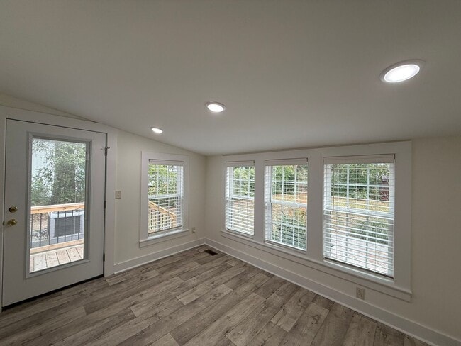 Foto del edificio - 112 Donaldson St