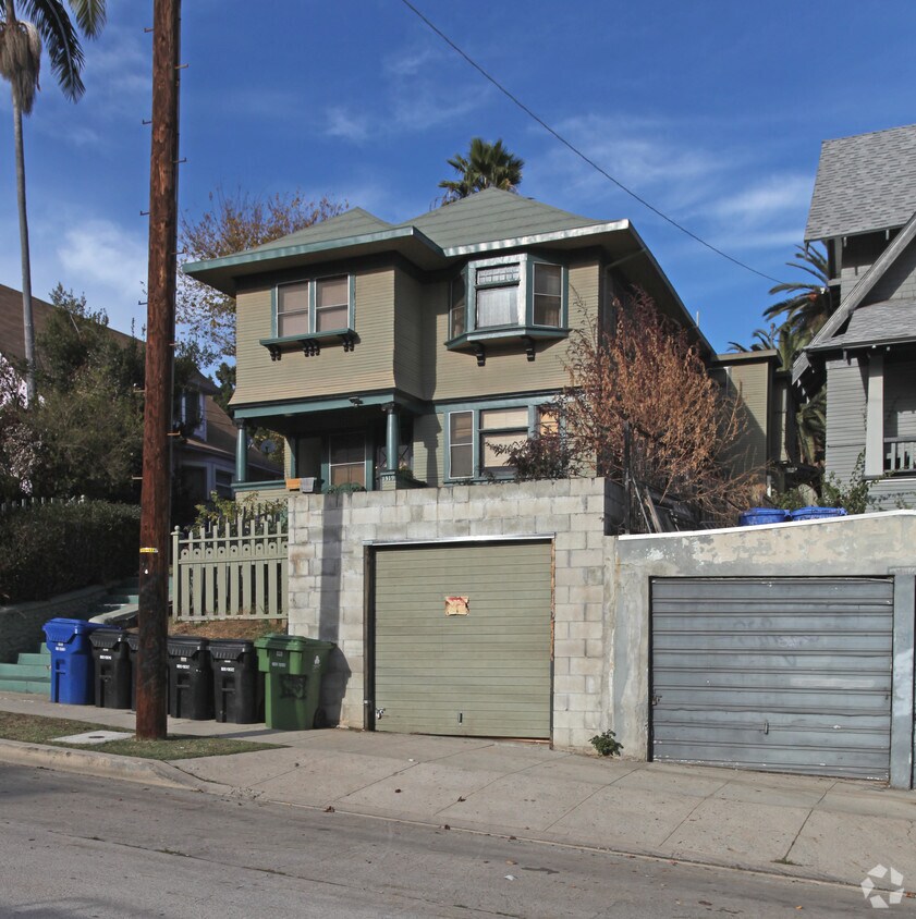 Primary Photo - 1319 Kellam Ave