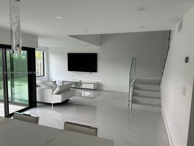 Foto del edificio - 6711 SW 127th Pl