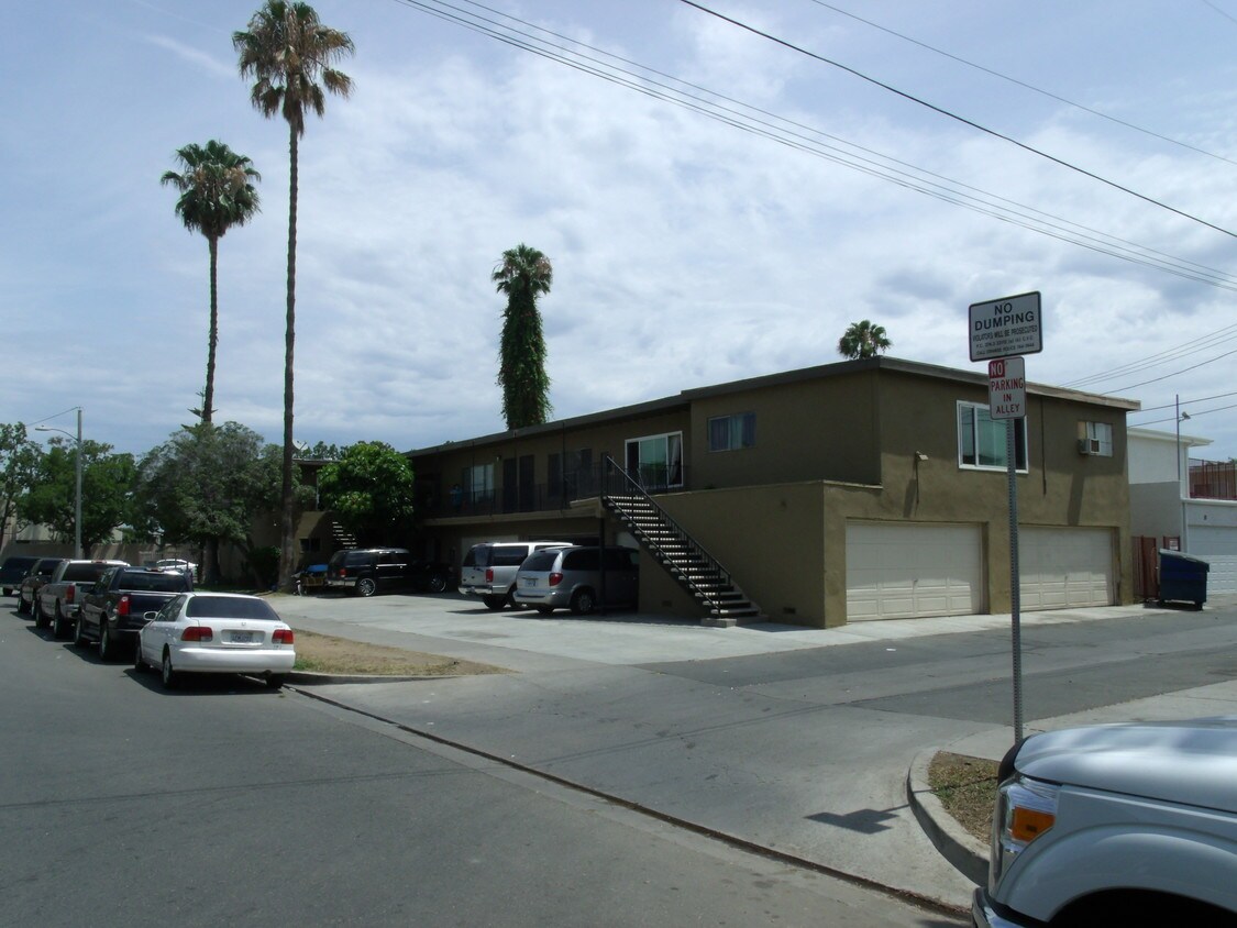 Foto principal - 238 W Hoover Ave