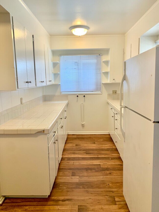 Foto del edificio - Del Playa Corner Duplex with Ocean Views (Managed By: EIPM, Inc.)