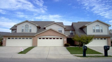 Building Photo - 931 Jasmine Dr